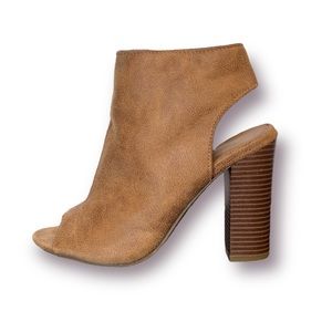 Chunky Heel Peep Toe Booties - Bamboo Shoes Faith women’s size 8